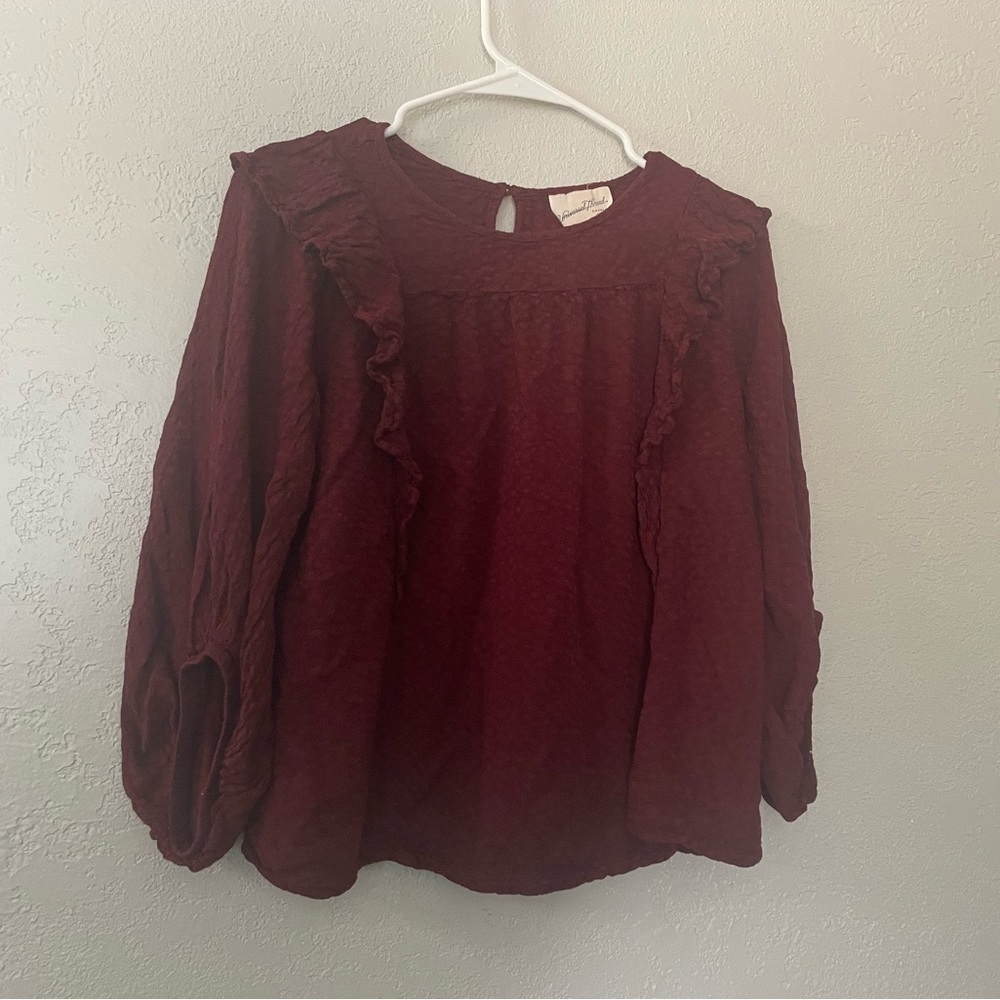 Universal thread maroon peasant top - image 2